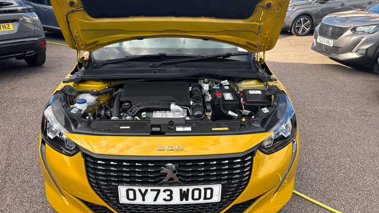 Peugeot 208 1.2 PureTech 100 Allure Premium + 5dr Petrol Hatchback